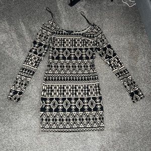Forever 21, medium slim fit, longer sleeve dress